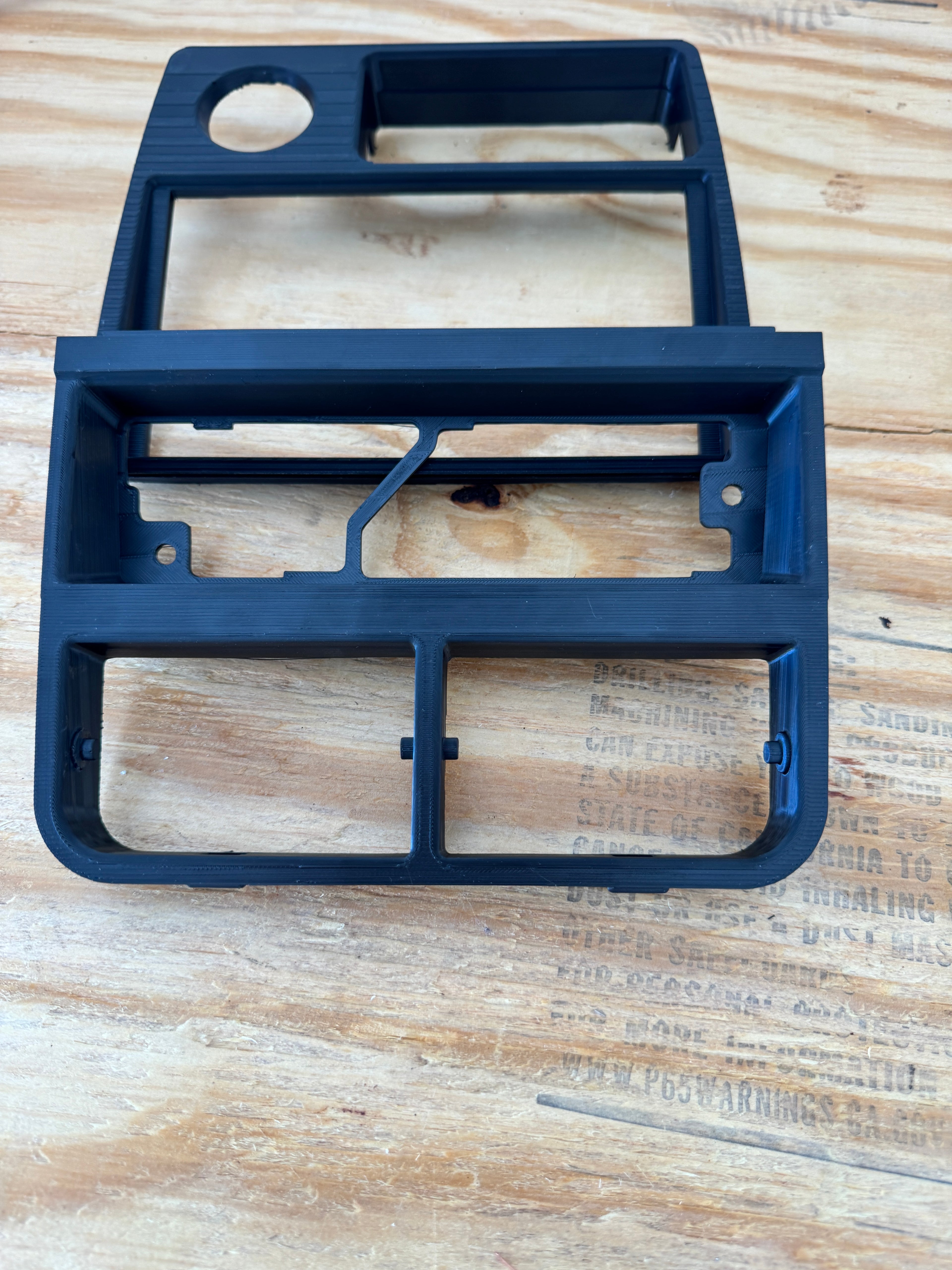 92–95 Geo Tracker / Suzuki Sidekick Dash Center Console Bezel – Radio, AC & Heater Panel
